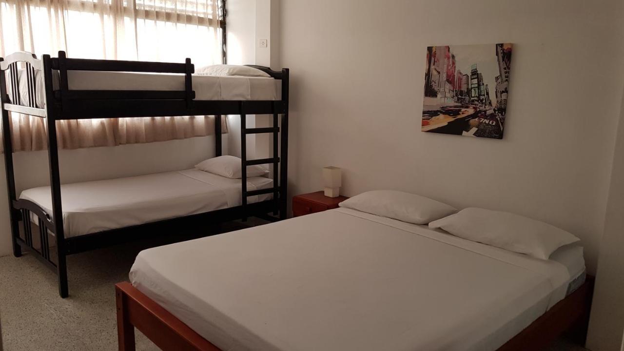 Chaqana Hostel ซาลีนาส ภายนอก รูปภาพ