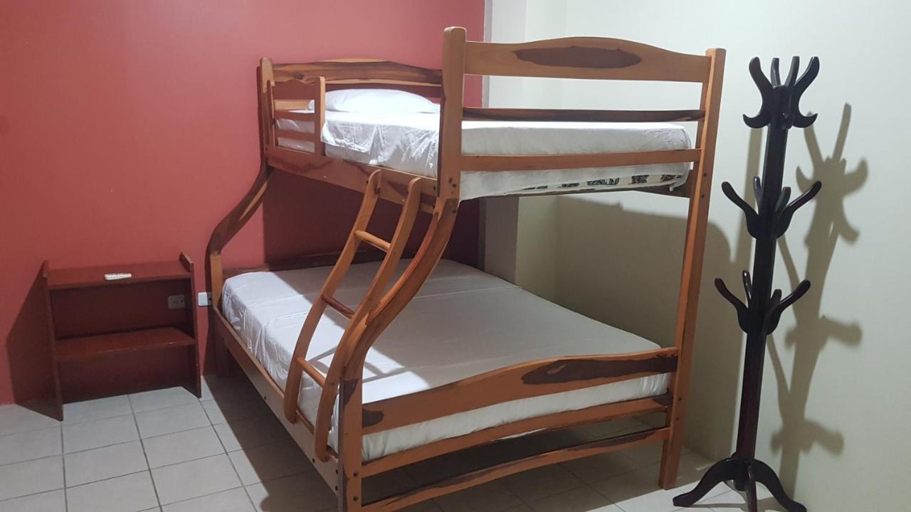 Chaqana Hostel ซาลีนาส ภายนอก รูปภาพ