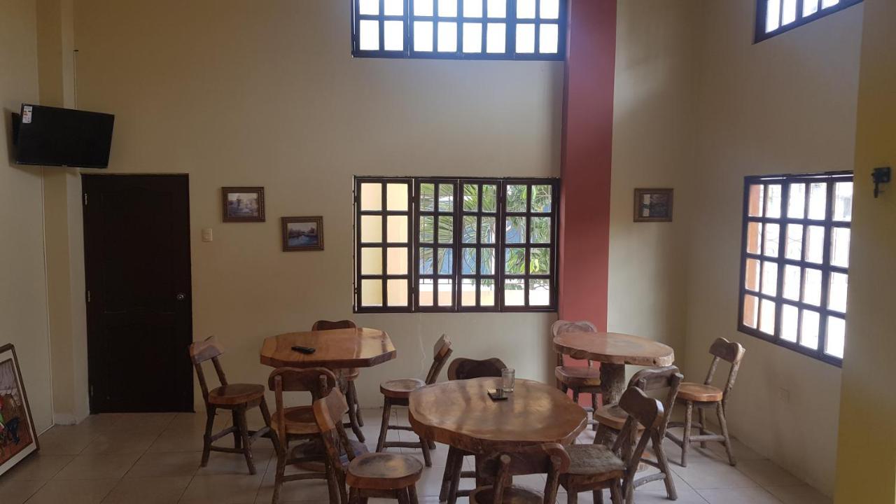 Chaqana Hostel ซาลีนาส ภายนอก รูปภาพ